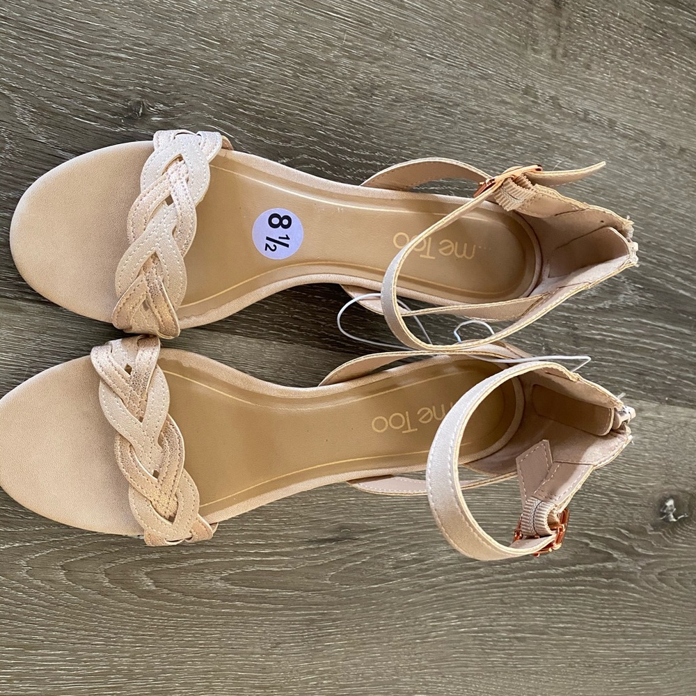 Rose gold wedge shoe